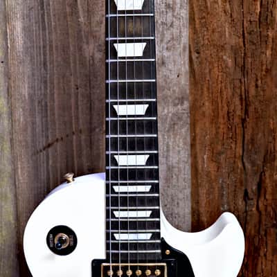 Gibson Les Paul Studio - 2008 - Alpine White w/  Gold Hardware image 11