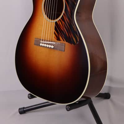 Bourgeois LDBS: LDB Standard/TS, Touchstone Series, Torrefied Sitka Spruce Top, Mahagony back and sides. 2026 image 3