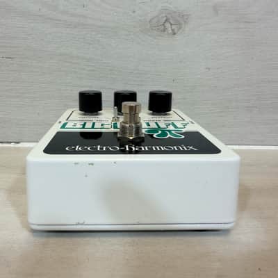 Electro-Harmonix Big Muff Pi with Tone Wicker Fuzz Pedal imagen 5