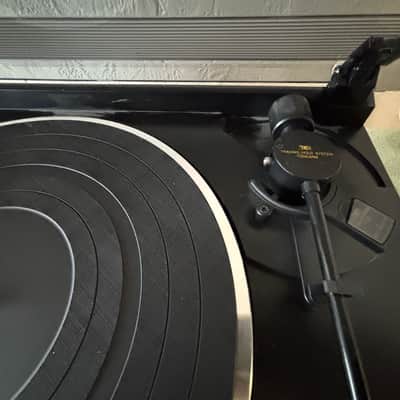 Vintage JVC AL-A185 Belt Drive- Auto Return Turntable 90's - Black image 4