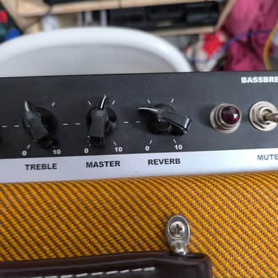 Fender Bassbreaker 15 Tweed image 4