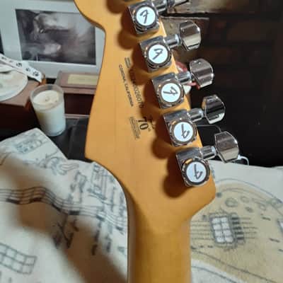 Fender American Ultra II Stratocaster with Maple Fretboard 2024 - Present - Solar Flare image 10