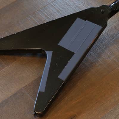 Unplayed! 2022 Gibson Custom Shop Kirk Hammett Signature 1979 Flying V Murphy Lab Aged Ebony + COA OHSC image 13