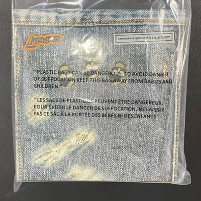 Super 7 Metallica Cliff Burton Ultimates 7-Inch Action Figure (Wave 1) 2023 Limited Edition image 7