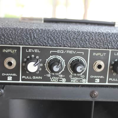 Peavey KB-300/Keyboard 3 Channel Amp (Cun) image 3