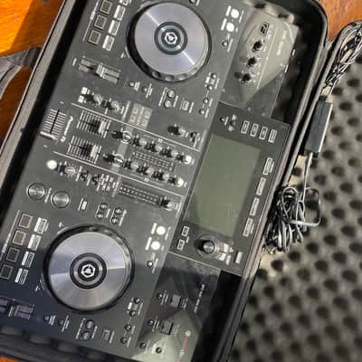 Pioneer DJ XDJ-RR Digital All-In-One DJ System with Gator Case image 7