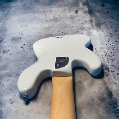 Fender AM Pro II Jazz (5), Olympic White / Rosewood *IN STOCK* image 12