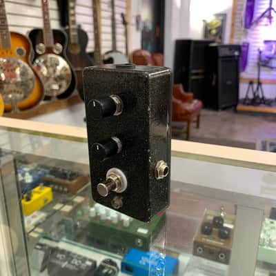 Handmade  Power Amp Distortion Pedal image 3