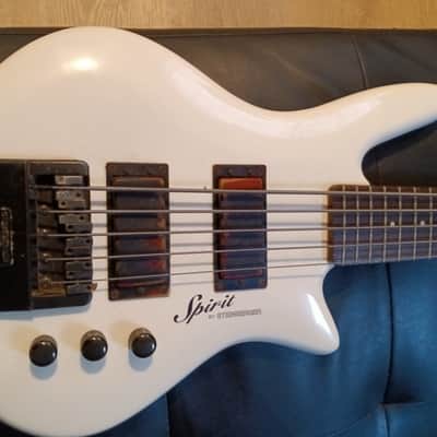 Steinberger Spirit 5 String Bass White image 3