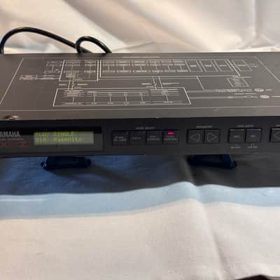 Yamaha TX81Z Rackmount FM Tone Generator 1987 - 1988 - Black