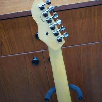 Vintage Levinson Blade RH4 Electric Guitar Blue / Black image 10