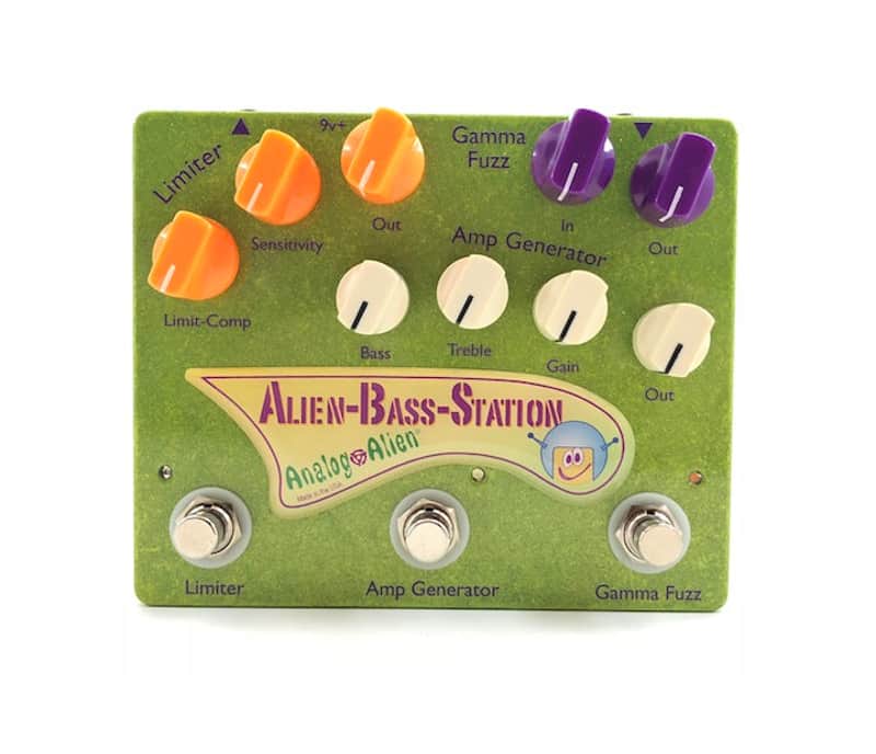 Analog Alien Alien Bass Station Compressor/Amp Simulator/Gamma-Fuzz Pedal image 1