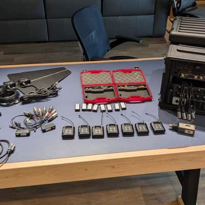Wisycom MCR54 MTP60 MRK16 Complete System image 9