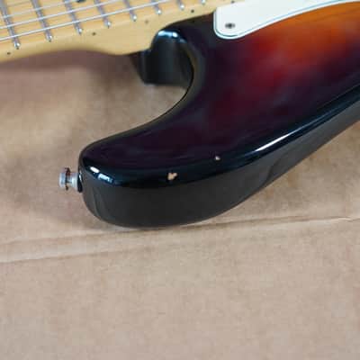 Fender USA Standard Stratocaster Hardtail (2001) + Hard Case image 17