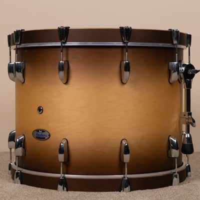 Pearl Masters Maple Complete 16x22 Satin Natural Burst Bass Drum image 2