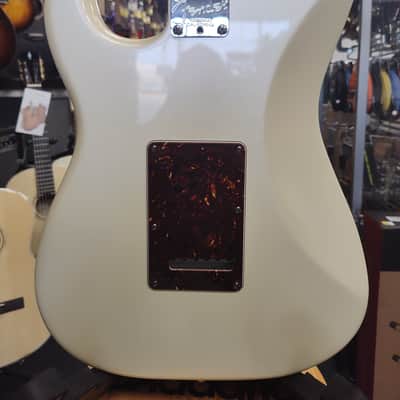 Fender American Deluxe Stratocaster HSS Electric Guitar w/ Case- Olympic White image 5