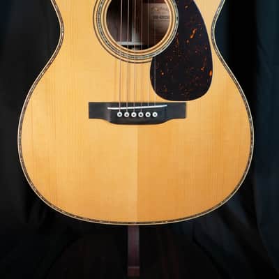 Martin 000-42EC 30th Anniversary Eric Clapton Signature Acoustic Guitar 2026 - Natural image 2