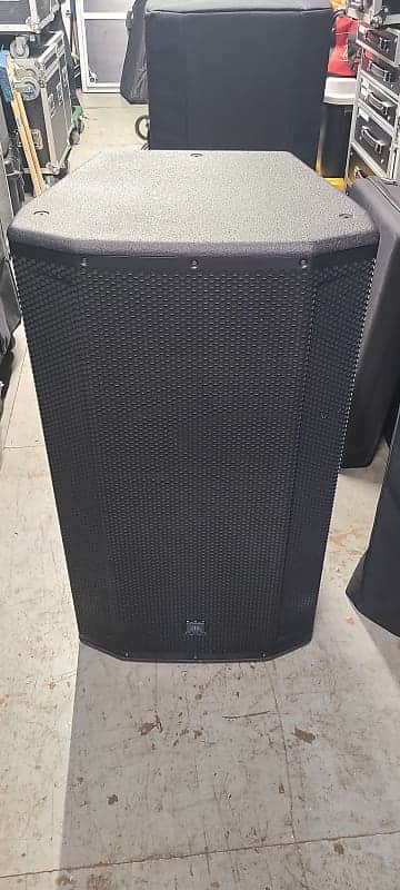 JBL SRX835P 3-Way 2000-Watt 15" Active Loudspeaker powered image 1