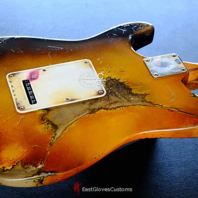 Fender Stratocaster Honey Burst H/S/H Reverse Headstock Aged Relic (RARE) image 7