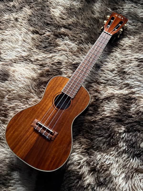 Kala KA-KCG Hawaiian Koa Series Concert Ukulele - Gloss Natural image 1