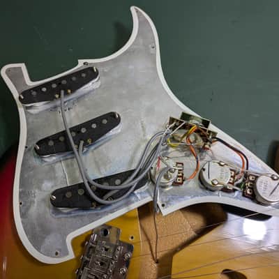 Greco SE700 Lefty Stratocaster 1979 Sun Burst image 23