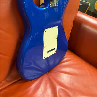 2004 50th Anniversary Fender American Series Stratocaster with Maple Fretboard Chrome Blue image 12