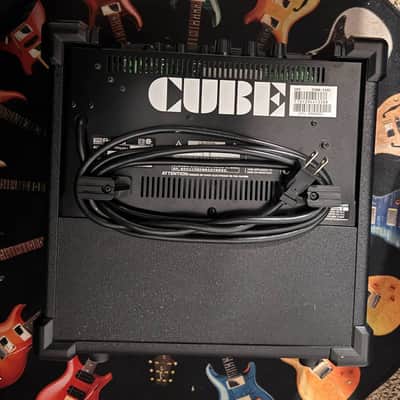 Roland CUBE-15XL 15-Watt 1x8" Guitar Combo 2010 - 2013 - Black Bild 3