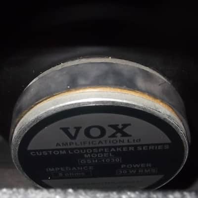 Vox VR30R Valve Reactor 2-Channel 30-Watt 1x10" Guitar Combo W/Tube Pre Amp image 9