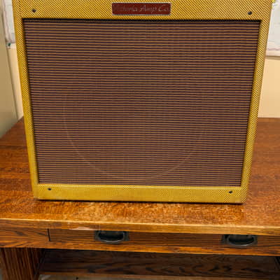 2001 Victoria 35115 - Tweed Pro copy image 1