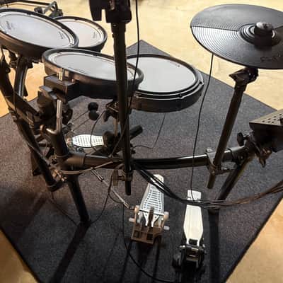 Roland TD-17KV V-Drum Kit with Mesh Pads (Accessories Included) image 18