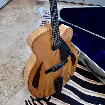 Josep Melo JM3 Deluxe CustomArchtop 2001 - European Spruce (top) European Maple image 20