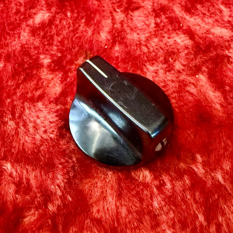 Bakelite Pro audio knobs