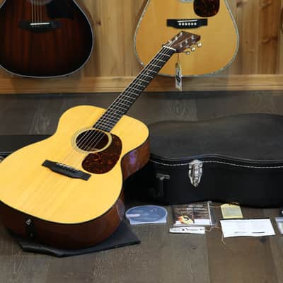 2014 Martin 000-18E Retro Acoustic Guitar Natural + OHSC