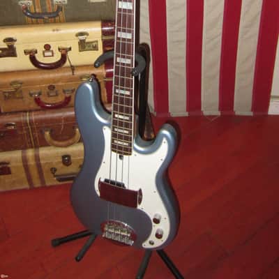 Circa 2003 Lakland Duck Dunn P-Bass Made in USA image 2