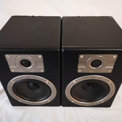 ESI nEar 05 eXperience 5" Studio Reference Monitors - Sold As A Pair In Great Condition - image 7