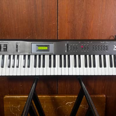 Korg X5D MUSIC SYNTHESIZER 01/w series w/ bag power supply New internal battery!