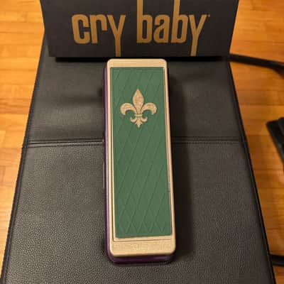 Dunlop LN95 Leo Nocentelli Signature Cry Baby Wah 2022 - Present - Purple / Green
