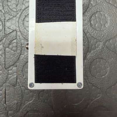 JHS Spring Tank Reverb 2017 - Present - White image 4