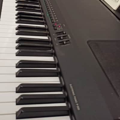 Yamaha P 200 image 13