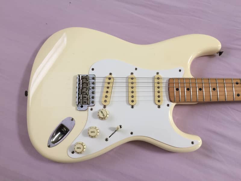 Fender '57 ST-357 Stratocaster MIJ 1987 Antique White image 1