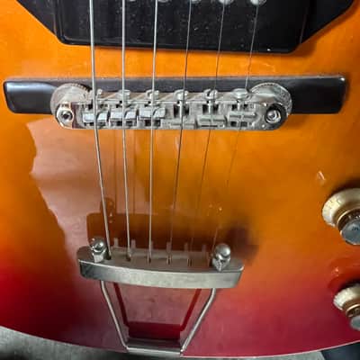 The Loar LH-302 - Cherry Burst image 2