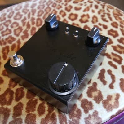 Fulltone CS-MDV MkII Custom Shop Mini Deja Vibe MkII 2010s - Blacked Out image 5
