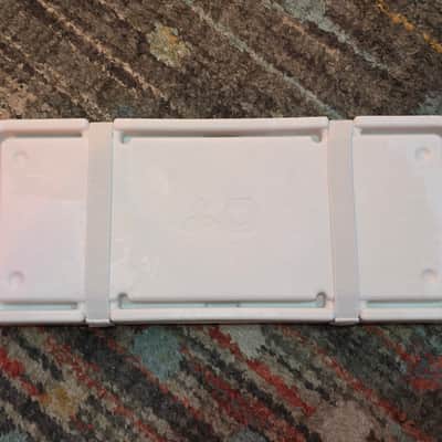 Teenage Engineering OP-1 Field with Field BAG! Portable Synthesizer Workstation 2022 - Present - White image 3