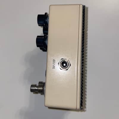 JHS Kodiak Tremolo 2018 - Present - Tan image 2