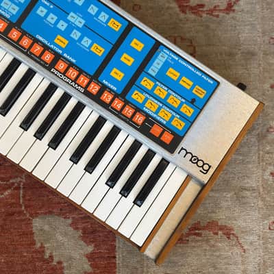 Moog The Source Monophonic Analogue Synthesizer image 3