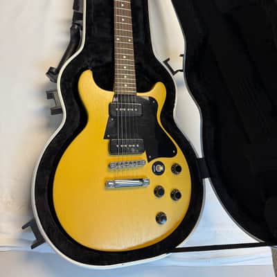 Gibson Les Paul Special DC Double Cutaway in Color TV Yellow Year 2006 image 1