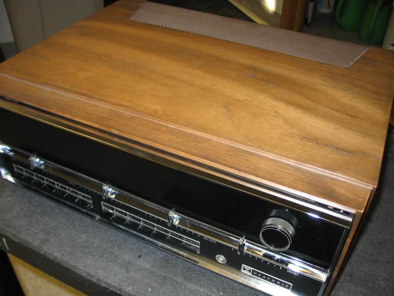 Vintage Heathkit AR-19 1970 stereo receiver with Pecan wood case image 1