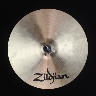 Used Zildjian 16" A Medium Thin Crash - 1071g (video demo) image 2