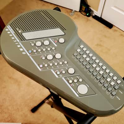 MUST SEE!!! SUZUKI OMNICHORD OM-200M (MIDI!) FULLY INSPECTED/SERVICED AND IN AMAZING CONDITION! image 10