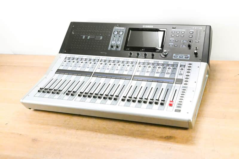 Yamaha TF3 24-Channel Digital Audio Mixer CG0144H image 1